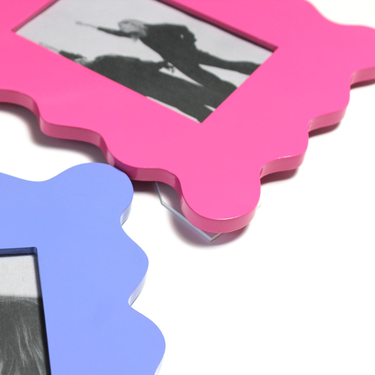 Hint of Pop Photo Frame: Cute & Curvy (Ice Blue)