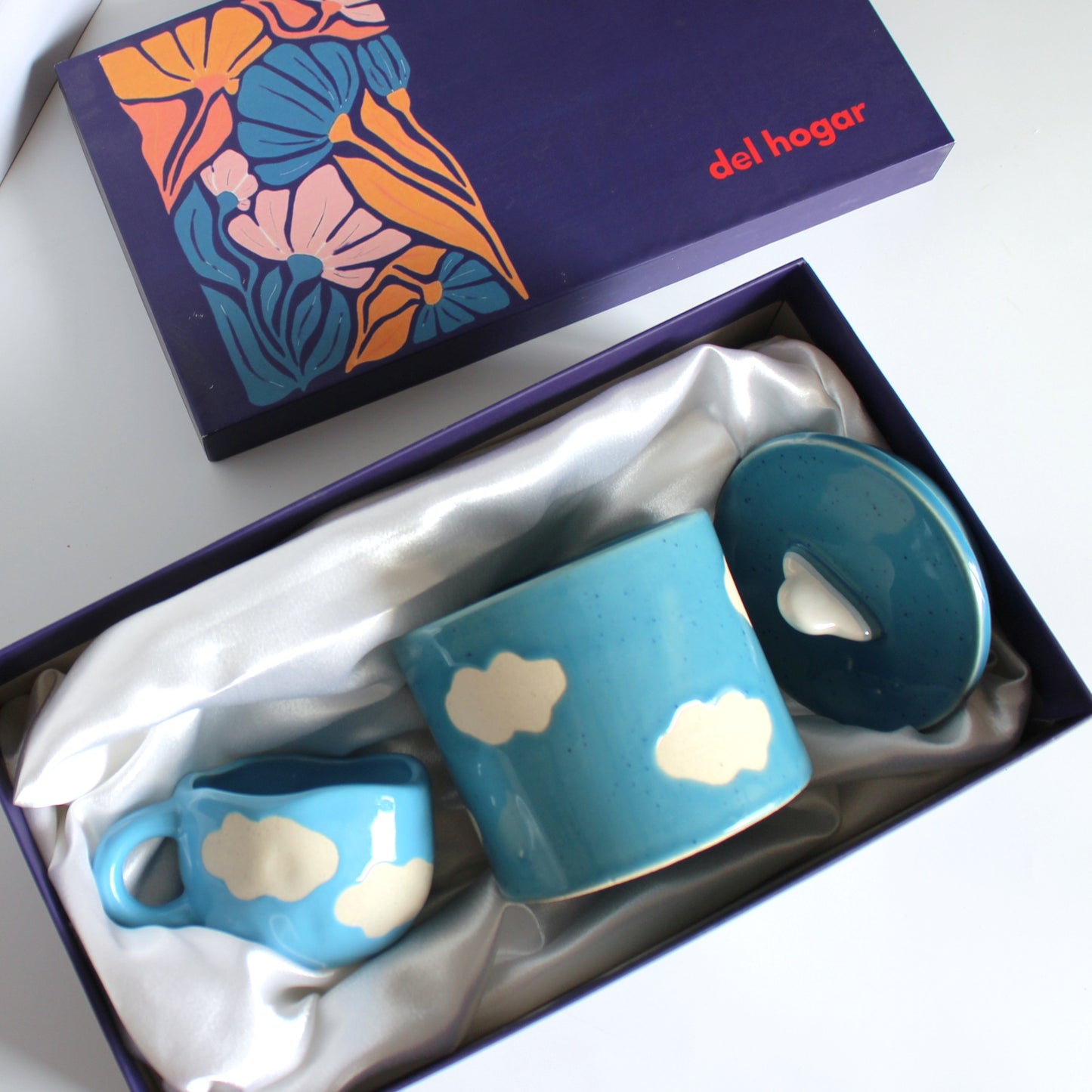 Cloudy Dreams Rakhi Gift Set- Cloud Mug & Organizer