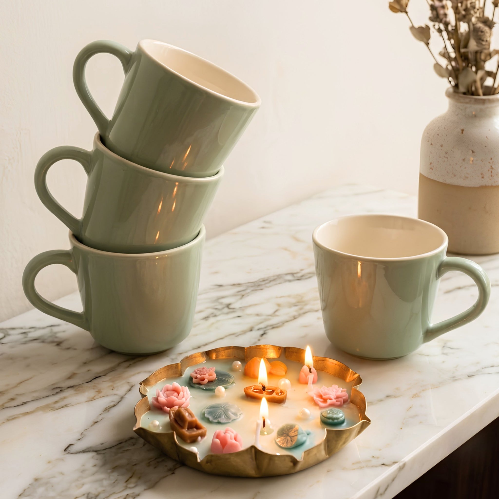 Giftbox- Tea by the Lotus Pond (4 Tea Cups + Lotus Pond Candle)