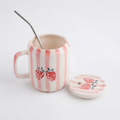 Strawberry tumbler with straw (370ml)